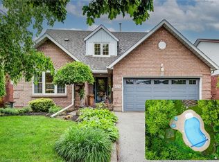 580 Hallmark Dr, Waterloo, ON N2K3P2