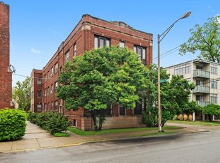 213 N Marion St APT 1C, Oak Park, IL 60302