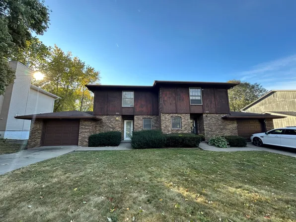 1828 N Ridge Dr, Coralville, IA 52241