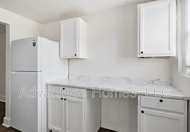 1015 N Scott Ave #8-5 — Photo 18