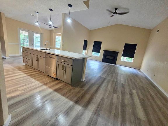 5th image of 5137 MONTFORD CIRCLE