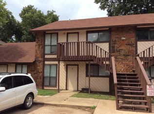 417 Chartrand Ave APT D, Edmond, OK 73034