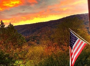 555 Lower River Rd, Toms Brook, VA 22660