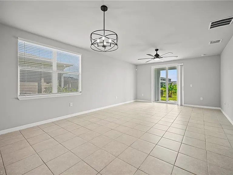 43744 Cattleman Dr — Photo 8