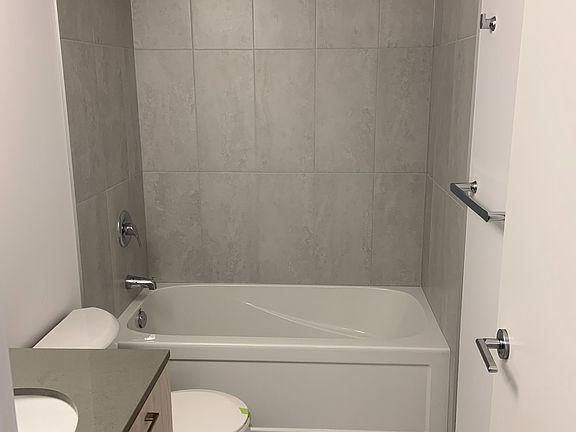 5th image of 7439 Kingston Rd #410