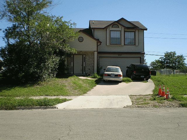 1st image of 3907 Winchester Dr