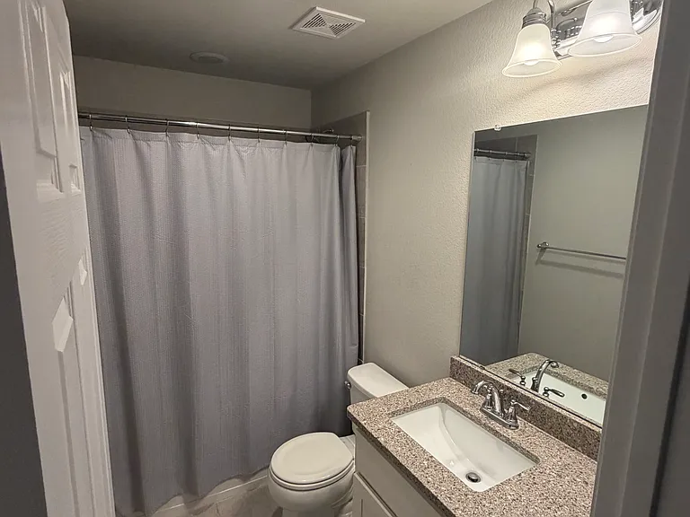 127 Satsuma Dr — Photo 6