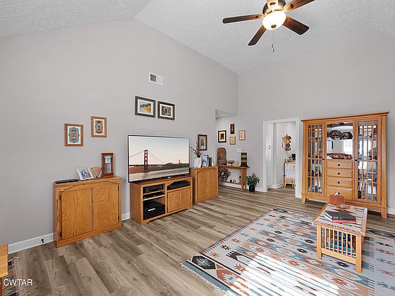 4th image of 3102 Fawn Ridge Cv