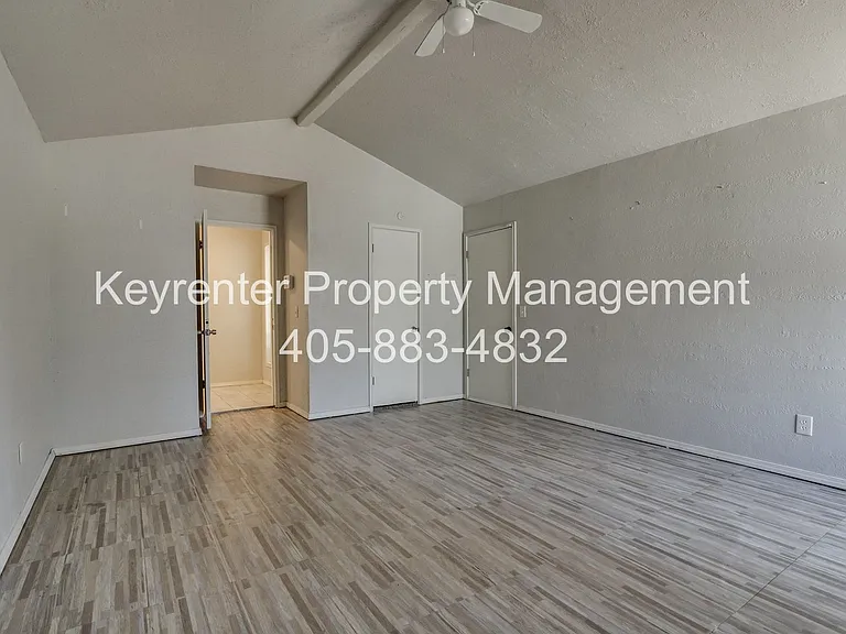 6913 Fawn Canyon Dr — Photo 40