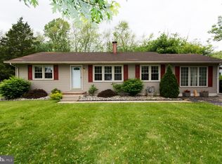 1642 Serene Dr, Vineland, NJ 08360