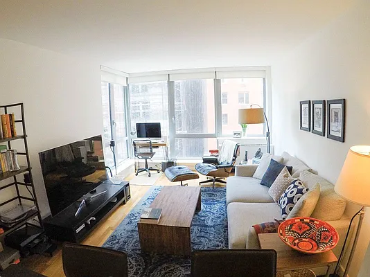 Rented by NY Living Solutions | media 1