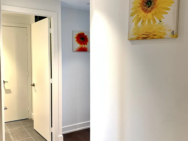 7 Grenville St #1810 — Photo 18