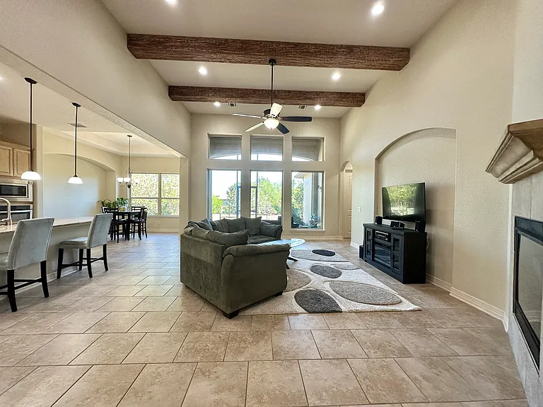 4519 Amorosa Way — Photo 4