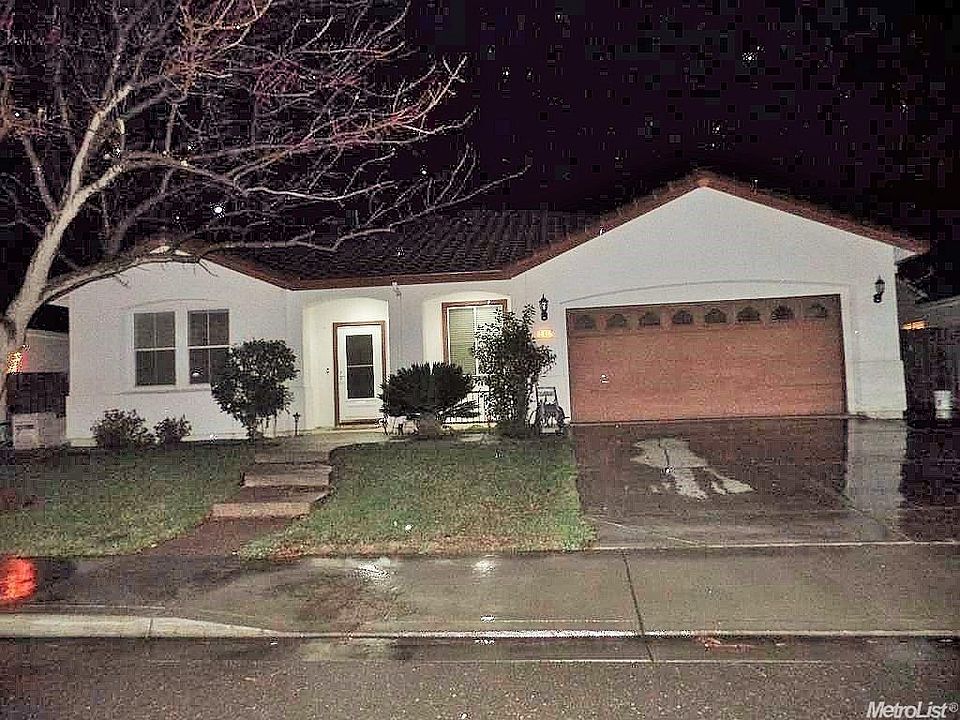 1st image of 546 Osprey Dr