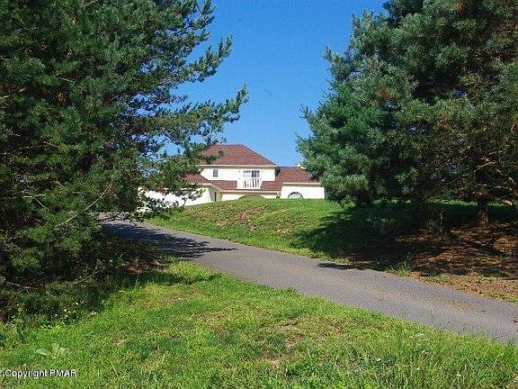 5th image of 237 Harvest Hill Dr