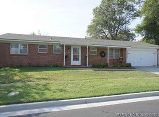 8520 E 48th St, Tulsa, OK 74145