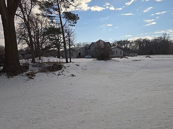 5th image of 21040 County Rd
