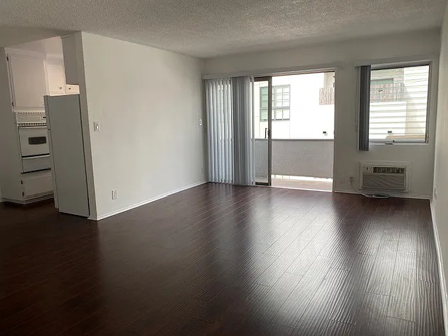 B & B Detroit — Photo 26
