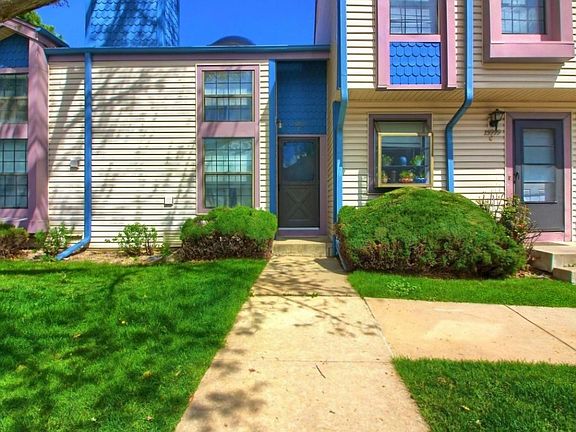 Easy access to unit with snow removal and landscaping taken care of by HOA.