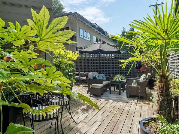 1575 Balsam St #104, Vancouver, BC V6K 3L7