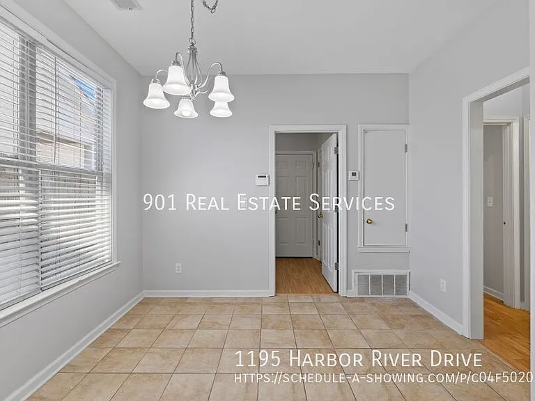 1195 Harbor River Dr — Photo 12