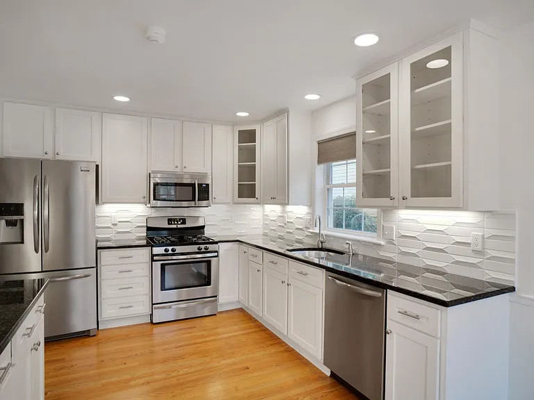 18 Rippowam Rd #2B — Photo 7