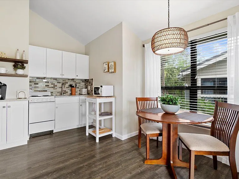11863 Wimbledon Cir #540 — Photo 7