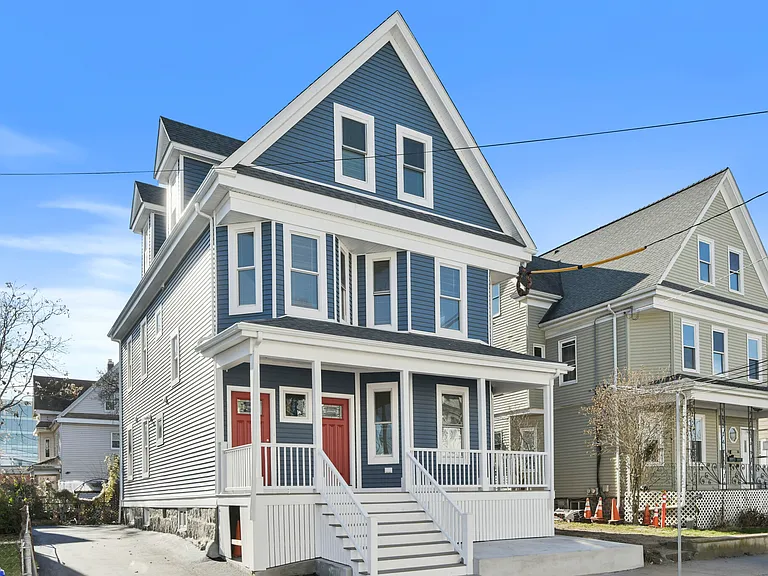 4 Benson St — Photo 22
