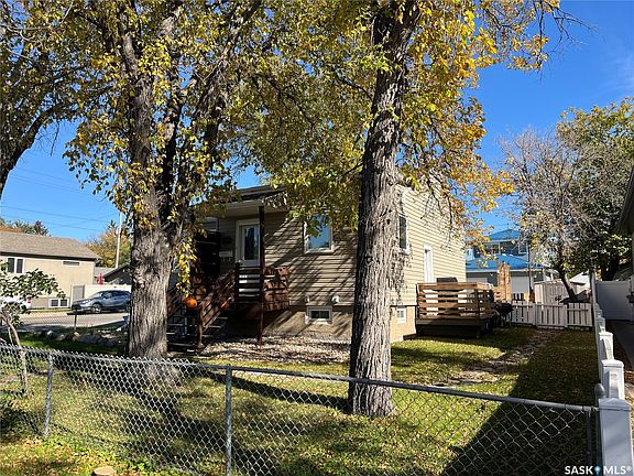 3rd image of 2101 KING Street