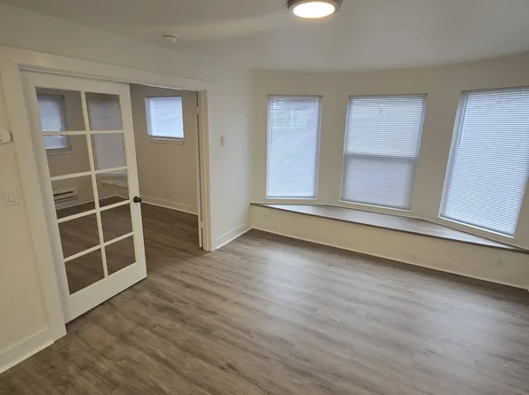 2523 Gilman Dr W, Seattle, WA 98119