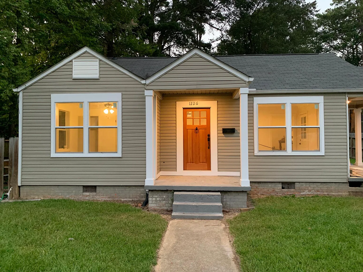 2 bed, 1193 sqft, $1,450 — Photo 1