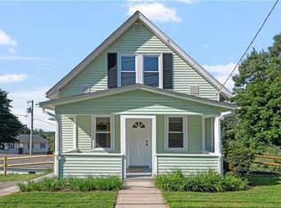 4096 Mendon Rd, Cumberland, RI 02864