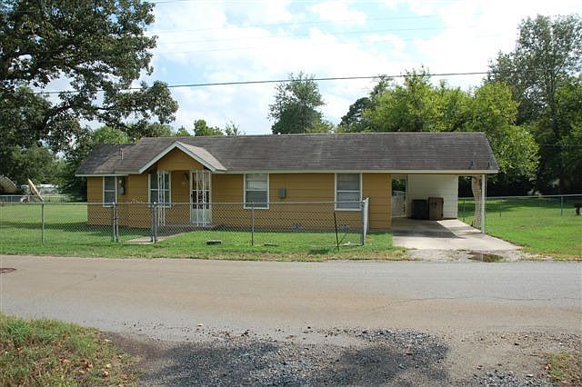 1st image of 510 Sampson Ave