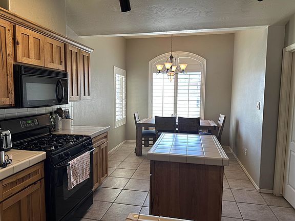 4th image of 4758 W 27th Ln