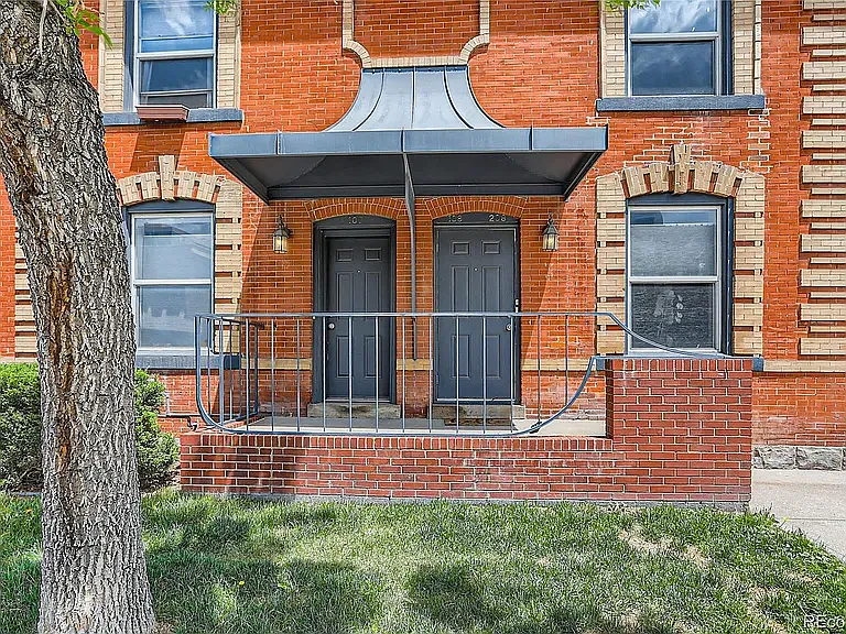 2306 Glenarm Pl #208 — Photo 20