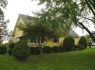300 Clicks Ln, New Market, VA 22844