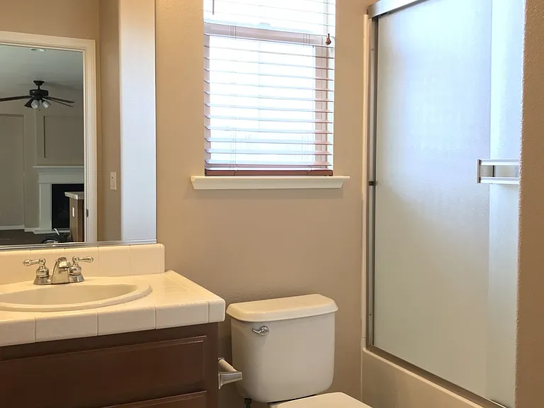 1235 Bluegrass Ct — Photo 20