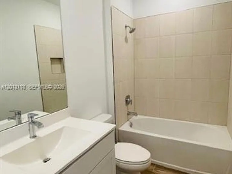 172 SW 171st Ln #Townhouse 172 — Photo 6