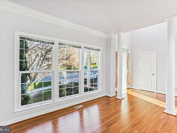 5th image of 14014 Briarwick St