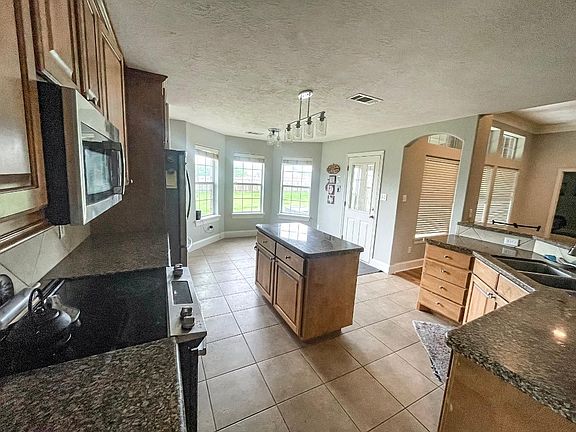4th image of 2618 Colony Vista Dr