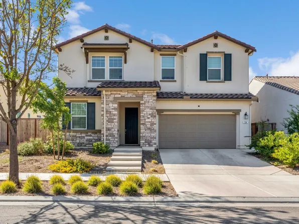 534 Laurel Crest Ave, Madera, CA 93636
