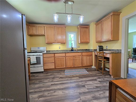 5th image of 1404 Bryden Dr