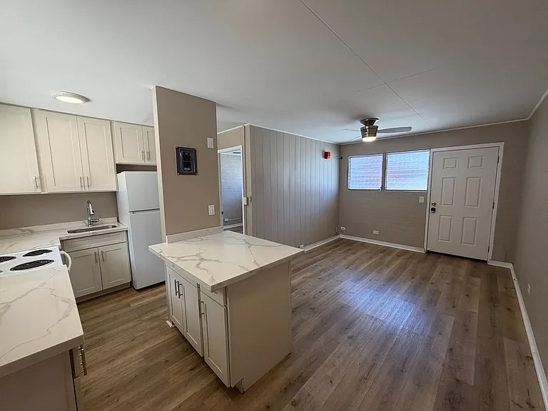 733 Coolidge St — Photo 8