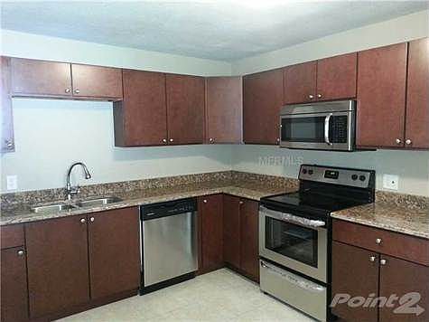 3rd image of 1810 E Carol Dr