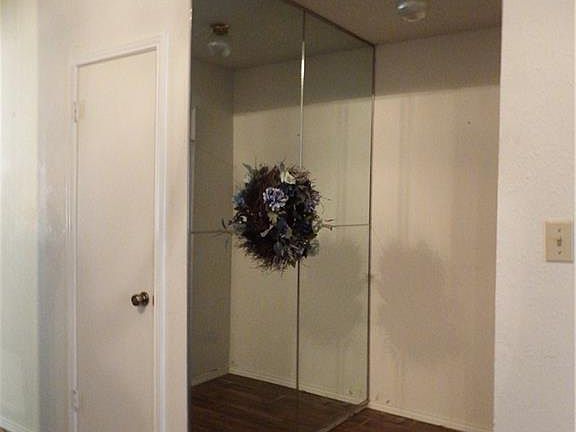3rd image of 6009 Cool Springs Dr