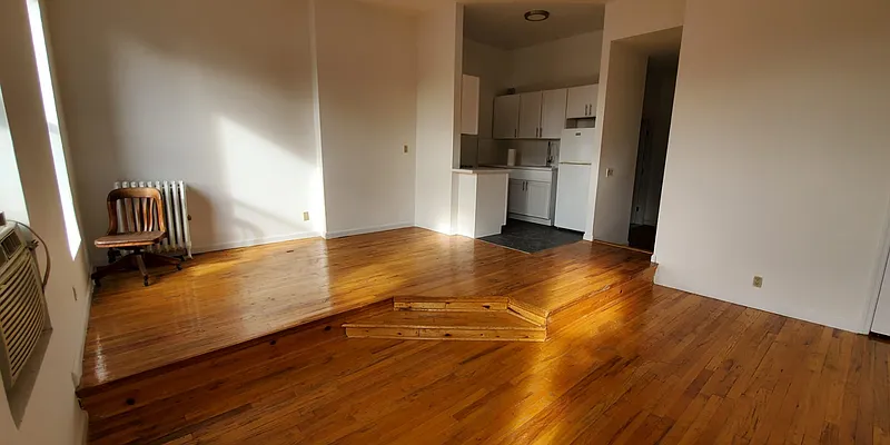 Rented by WaterStone Group, LLC | media 15