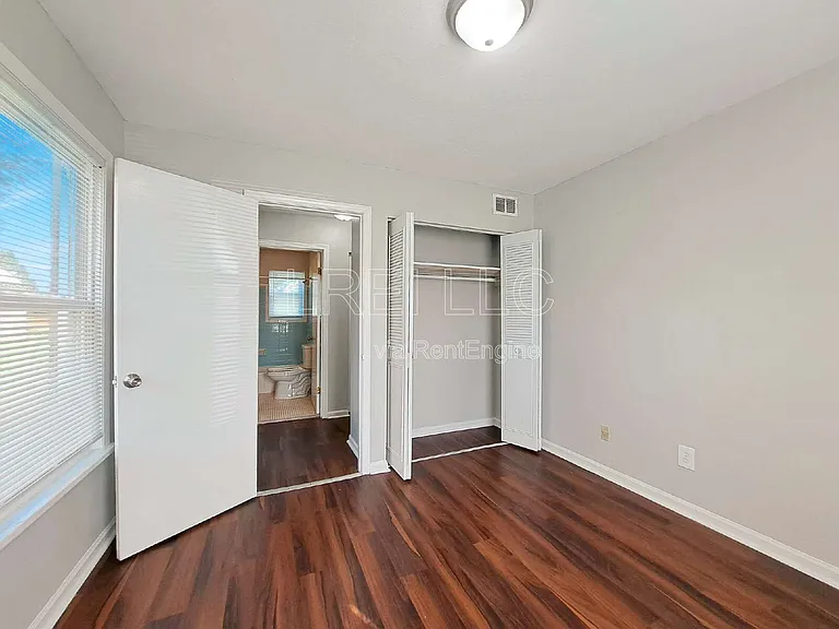 5112 Valiant Dr #2 — Photo 7