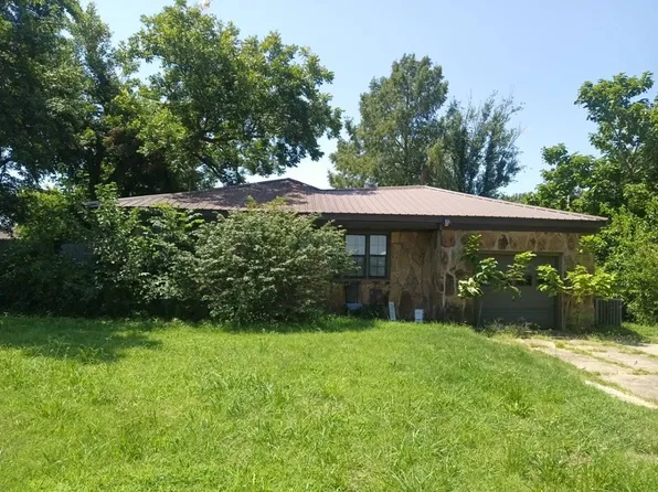 545 W Poplar St, Shawnee, OK 74801