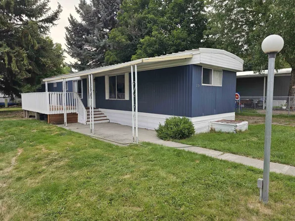 3110 E Chattaroy Rd Trailer 19, Chattaroy, WA 99003