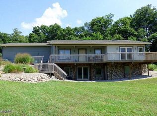 11127 Smith Valley Rd, Berrien Springs, MI 49103